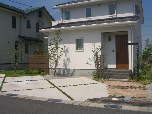 家と調和したナチュラル空間　湯梨浜町　M様邸１